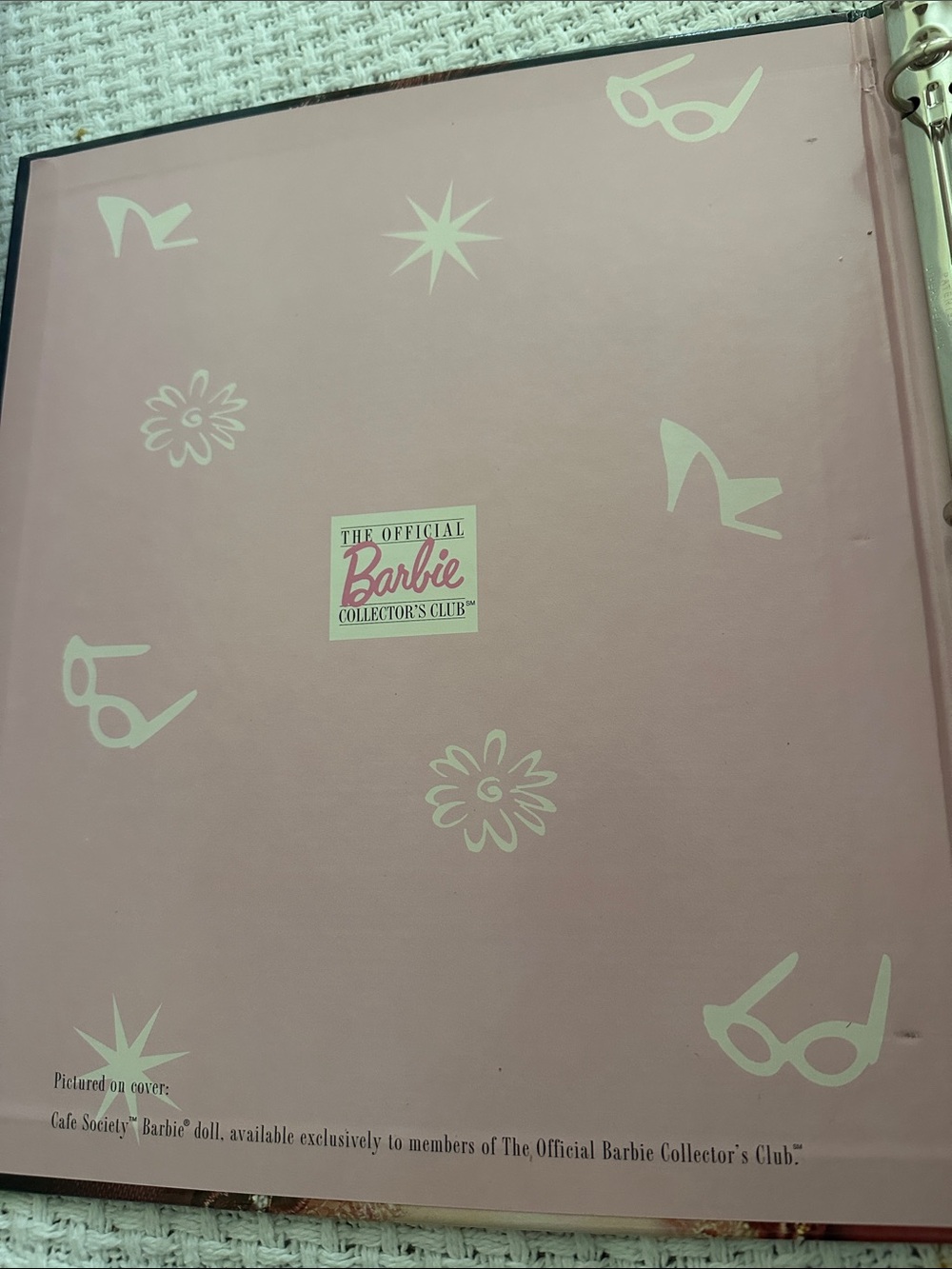 The Official Barbie Collector Binders - Picture 4 of 8